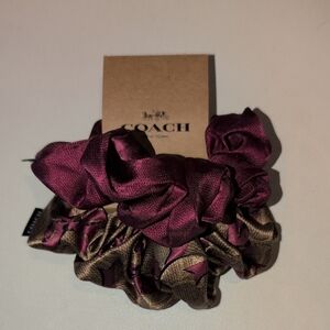 Coach Women's Burgundy and Taupe Hair Scrunchie Set